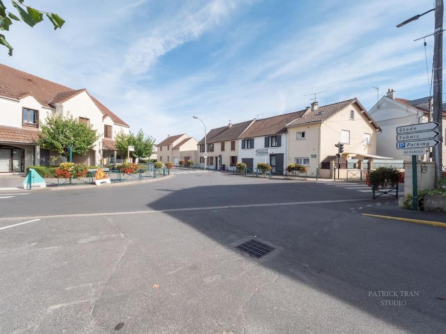 Appartement 7 Personnes Pres De Disney & Paris Chanteloup-en-Brie Eksteriør bilde